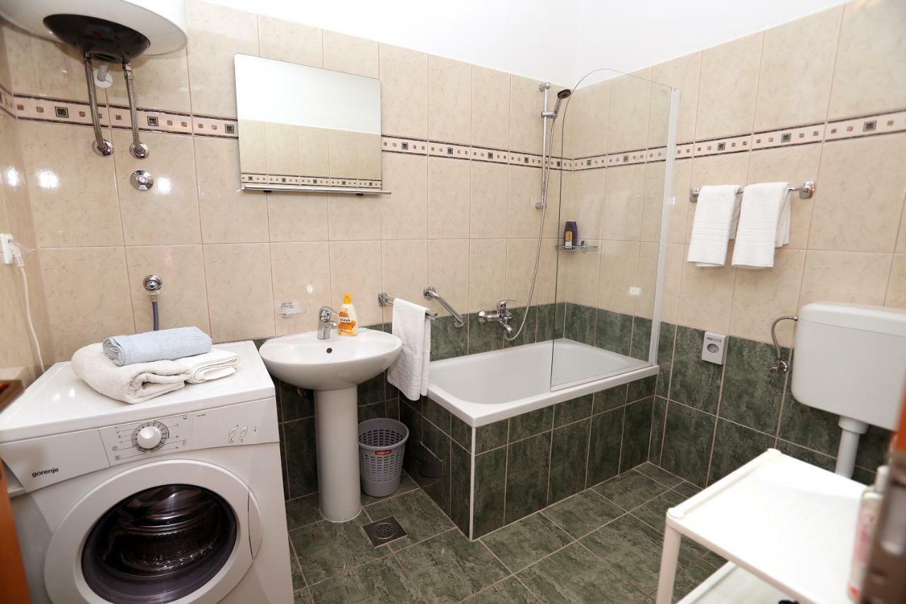 Apartment Mavarcica Трогир Экстерьер фото